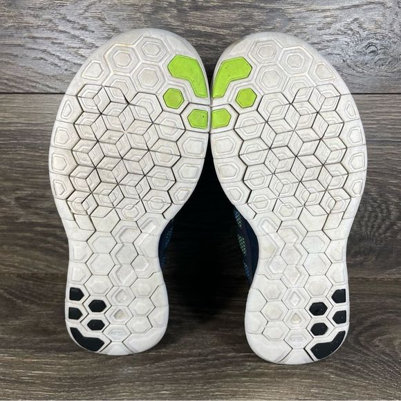 Nike Women's Size 7 Free 5.0 'Obsidian Silver Flash' Running Shoes - Picture 7 of 8